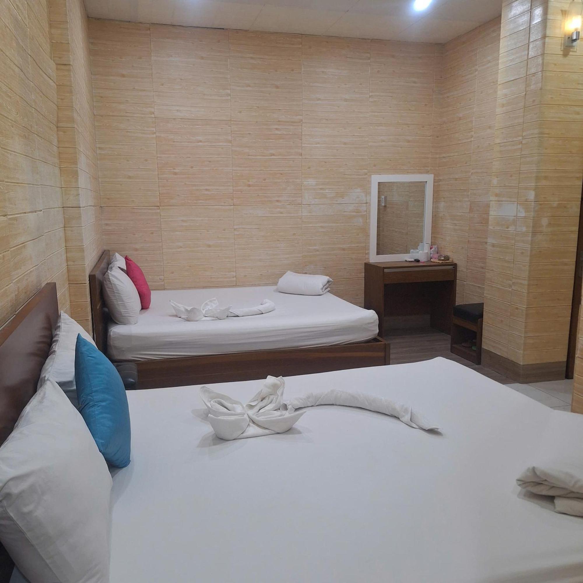 Damry Hotel โฮจิมินห์ซิตี้ ภายนอก รูปภาพ