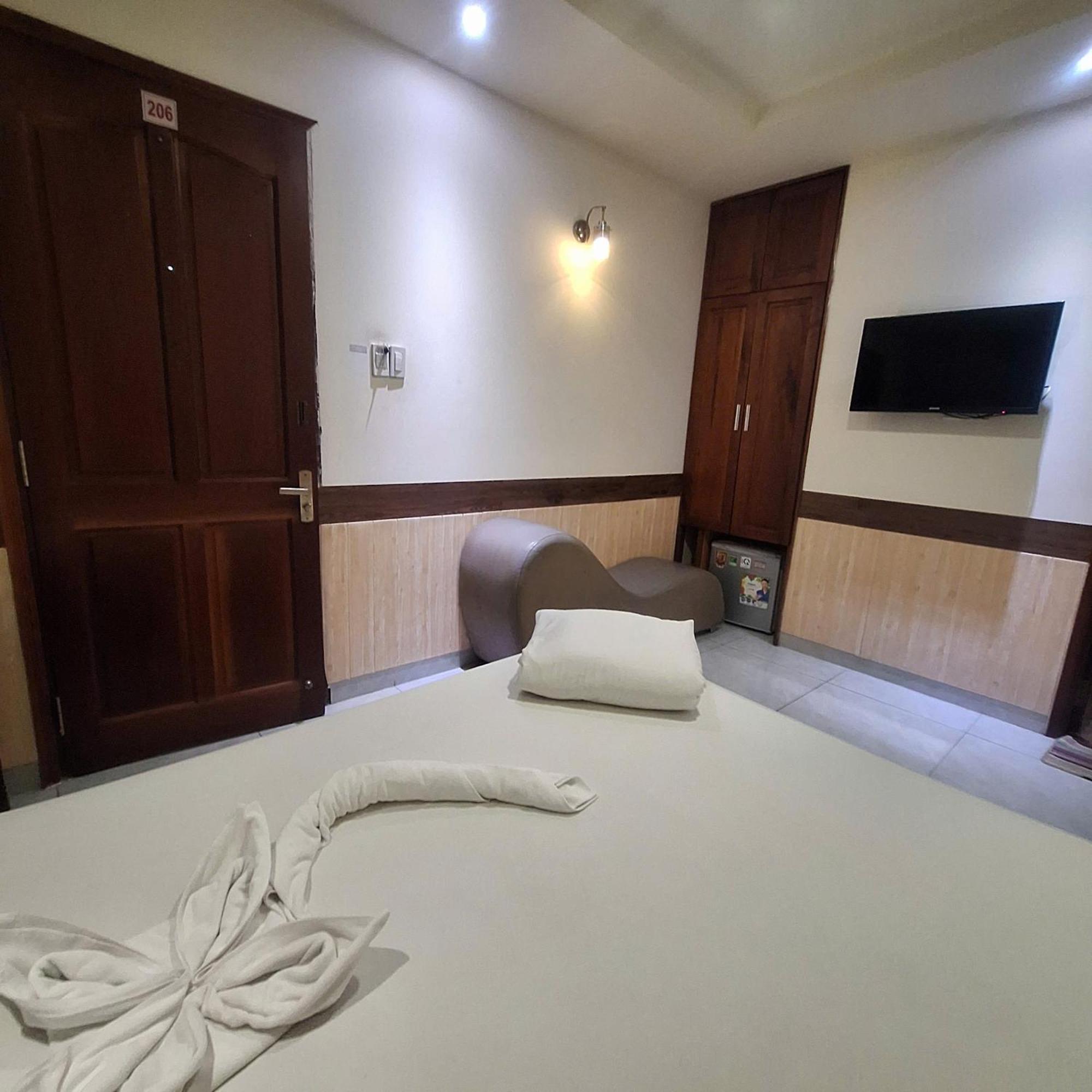 Damry Hotel โฮจิมินห์ซิตี้ ภายนอก รูปภาพ